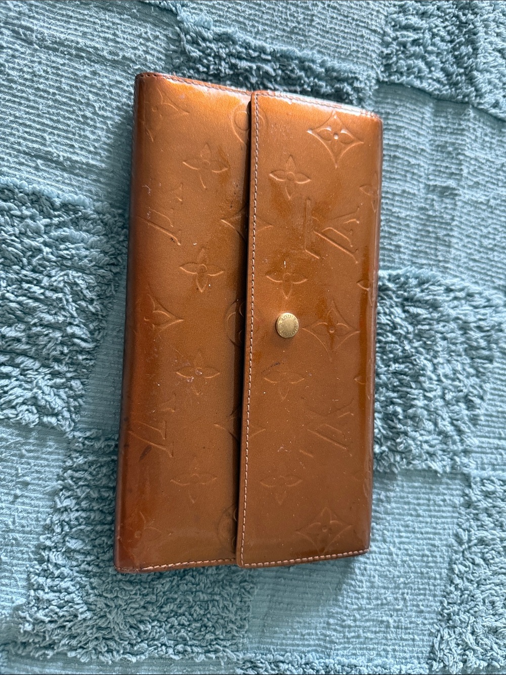 Louis Vuitton Monogram Vernis Brown Patent Snap Wallet - Picture 15 of 15